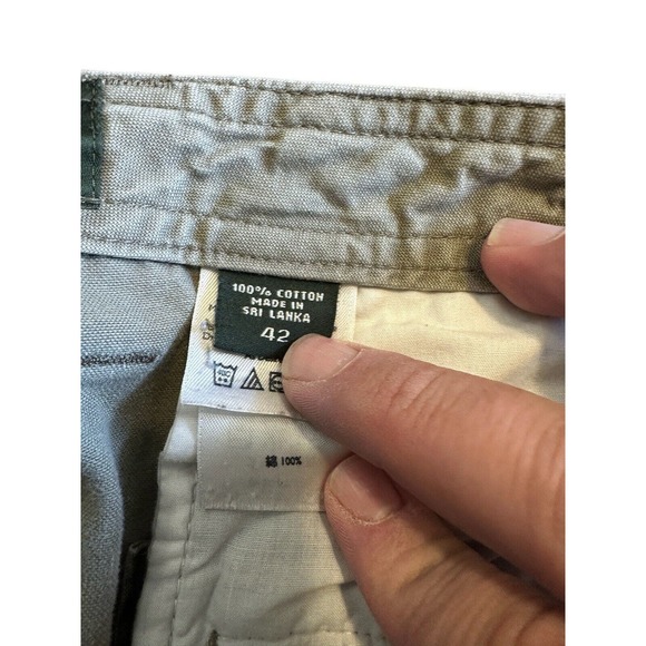 Eddie Bauer Cargo Shorts Mens SZ 42 Beige Tan Cargo Khaki Pocket Outdoor Mens - Picture 7 of 7